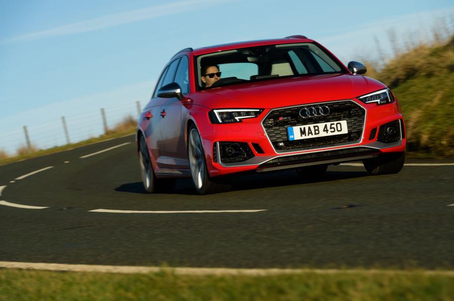  Audi RS4 Avant (B9) 2018 года  (UK) (фото 3 из 40)